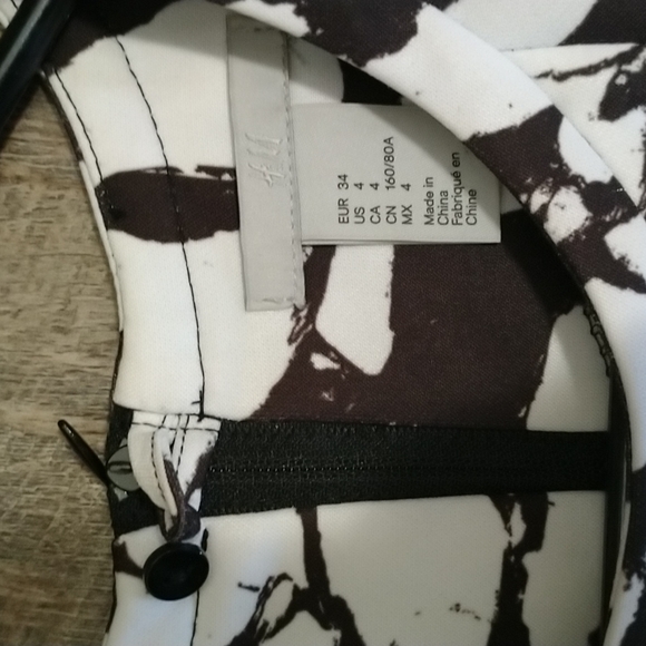 H&M Dress - Picture 2 of 3